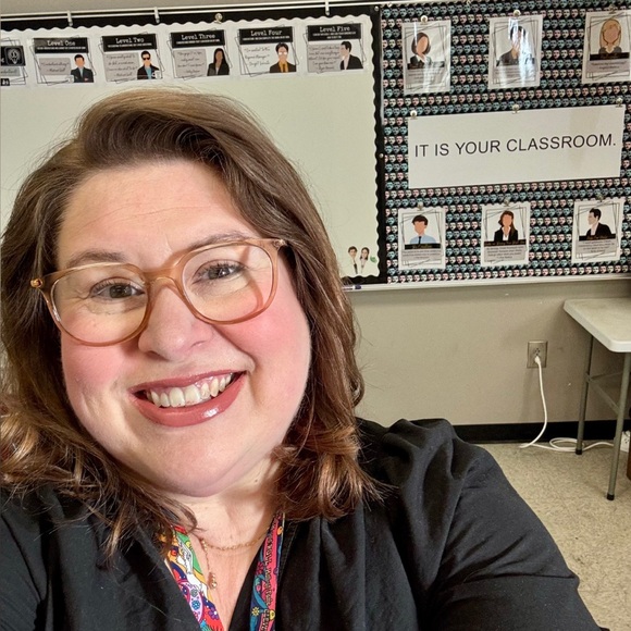 Meet your Posher, Krista! - Picture 2 of 6